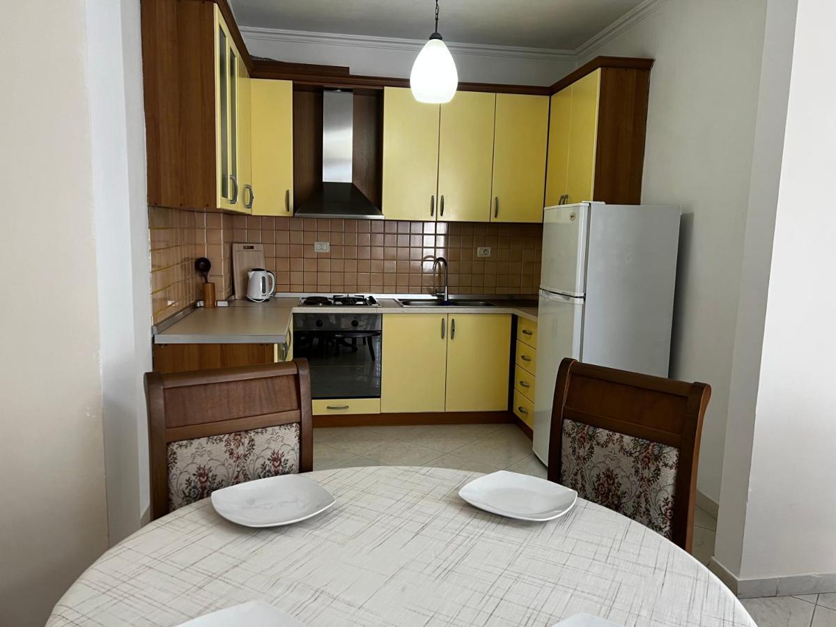 City Central Apartment 2 Tirana Exteriör bild