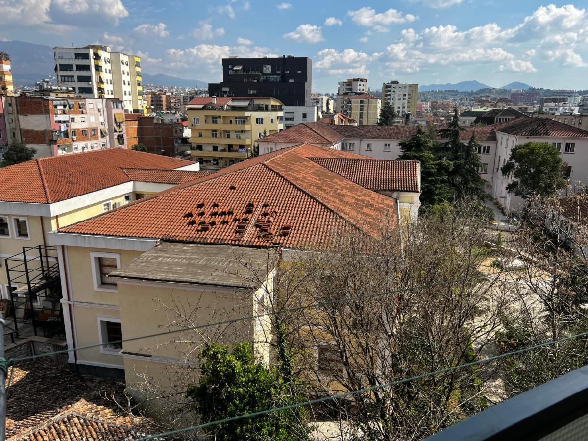 City Central Apartment 2 Tirana Exteriör bild