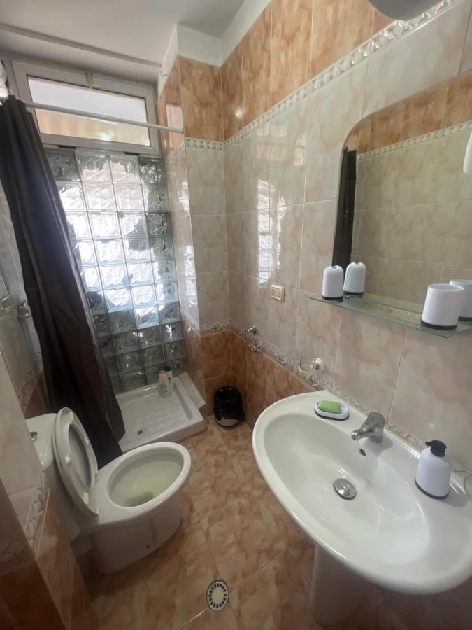 City Central Apartment 2 Tirana Exteriör bild